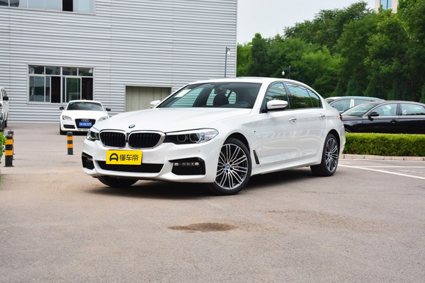 宝马5系 2018款 改款 530Li xDrive M运动套装NEDC综合油耗(L/100km)_基本信息图