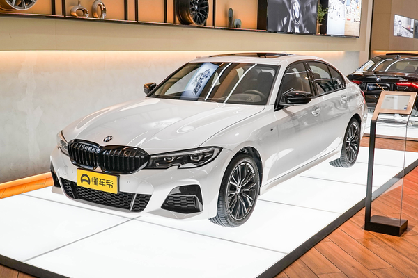 宝马3系 2021款 330i M运动曜夜套装厂商_基本信息图