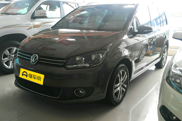 途安 2011款 1.4T 自动智臻版7座油箱容积(L)_车身图