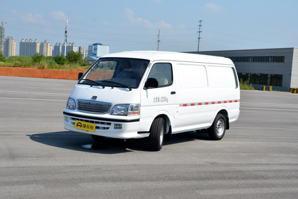 众泰M10 EV  2019款 厢式运输车厂商_基本信息图