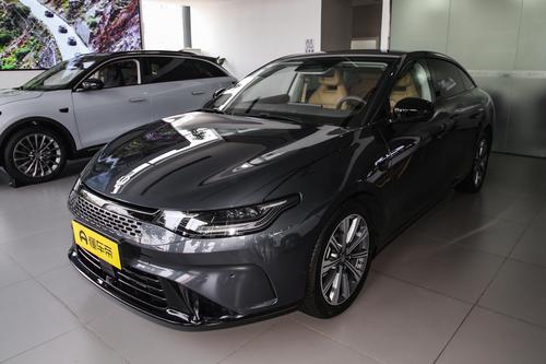 轿跑造型+5米车长，配216km纯电续航，增程版的零跑C01如何？