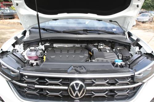 试驾大众探岳：搭载2.0T动力，配四驱系统，空间大，值得入手吗