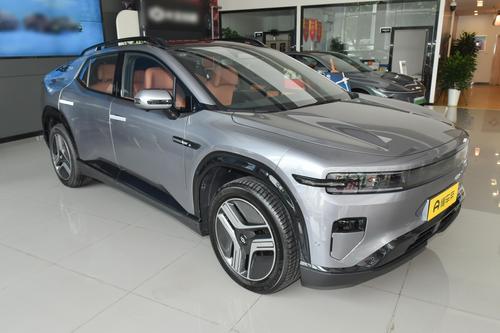 可变尾门+零重力座椅，轴距超3米，3.61s破百，长安启源E07香吗？