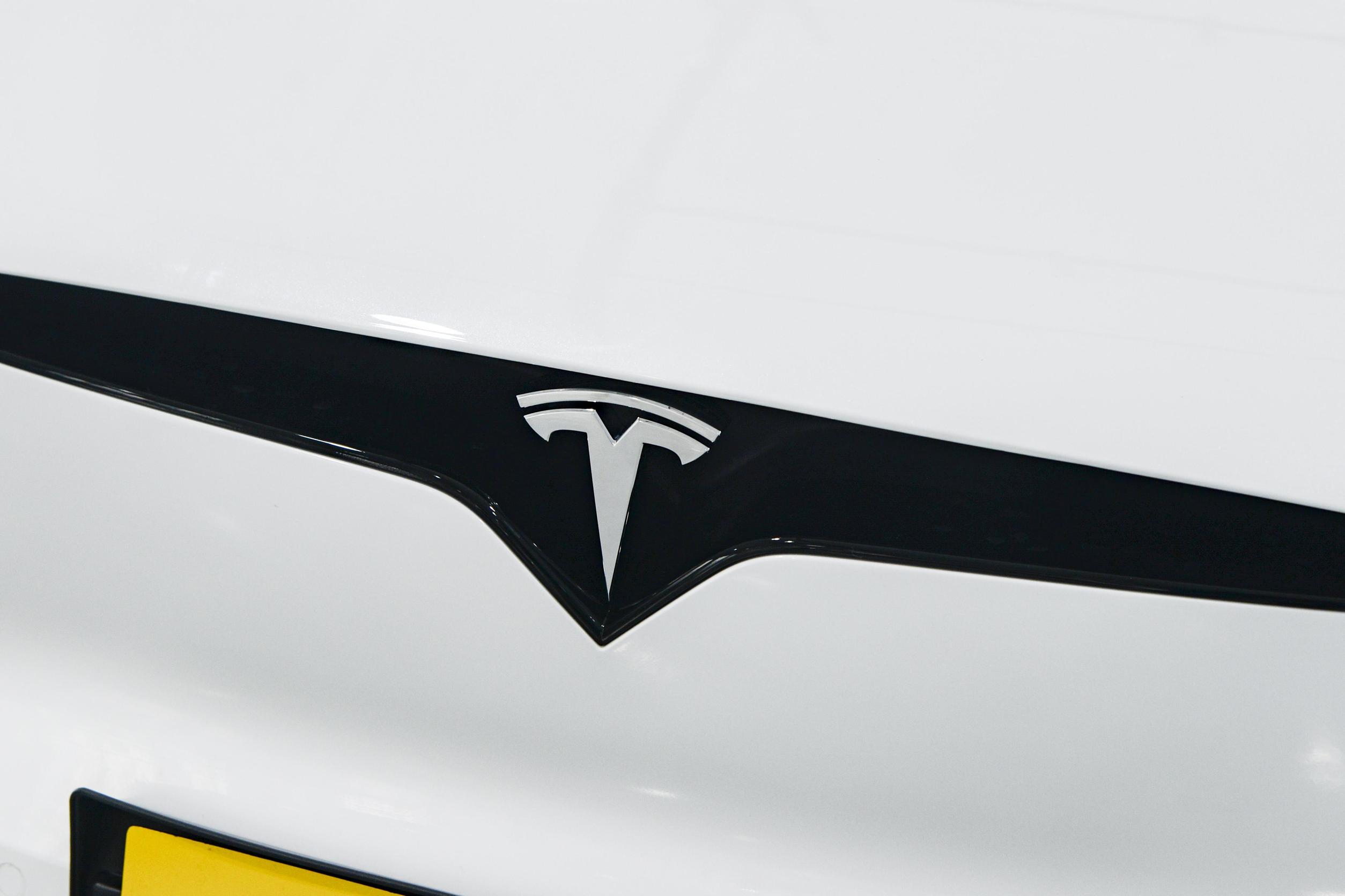 Model X 2023款 Plaid版 三电机全轮驱动图片_特斯拉_61/81张图片_汽车外观图库_懂车帝