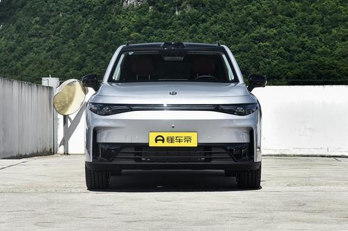 预算20万内买SUV，零跑C16全系大6座布局+8295P芯片，性价比挺高