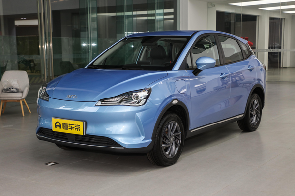 哪吒V 2022款 潮 300 行业定制版厂商_基本信息图