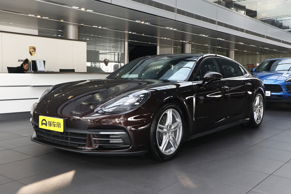 Panamera 2019款 Panamera 行政加长版 2.9T外后视镜功能_玻璃/后视镜图