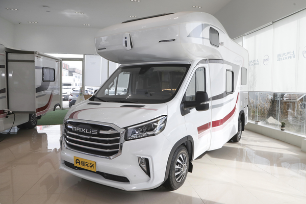 大通V90房车 2021款 2.0T生活家V90自行式C型房车旗舰版大额头纵床厂商_基本信息图