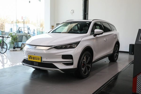 唐EV 2022款 730KM 尊享型电池类型_电池/充电图