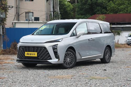 配1.5T插混，综合续航1370km，轴距3088mm，别克GL8 PHEV宜商宜家