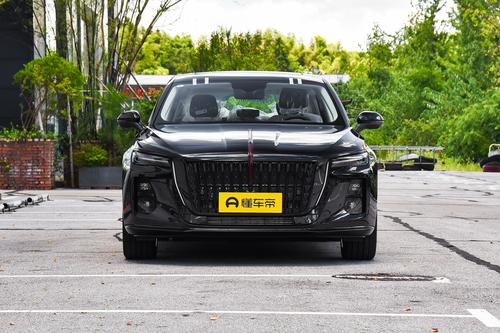 新款红旗H5较上劲了！降4万，车长近5米，月销超1.4万台，带劲吗