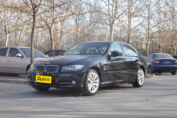 宝马3系 2012款 320i 豪华型厂商_基本信息图