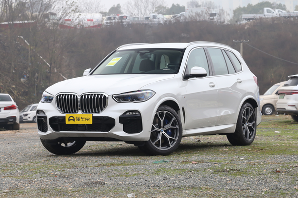宝马X5(进口) 2020款 xDrive40i 尊享型M运动套装后排杯架_座椅配置图