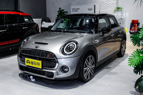 MINI 2021款 2.0T COOPER S 艺术家 五门版厂商_基本信息图