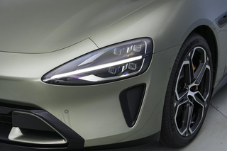 小米SU7来了！最快2.78s破百，最高800km续航，定价多少成关键图11