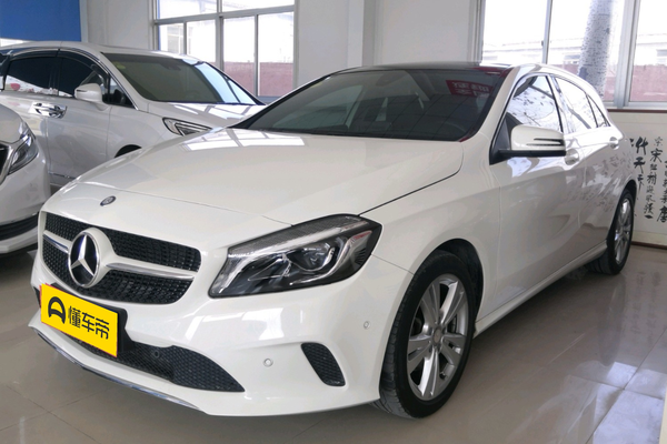 奔驰A级(进口) 2016款 A 200 动感型厂商_基本信息图