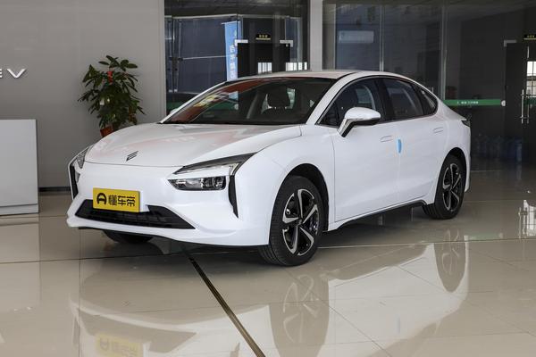 羿 2022款 长续航双电机智享版纯电续航里程(km)_基本信息图