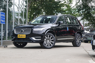 解读2024款沃尔沃XC90，刚上市一口气降15万，轴距2984mm，不香？图2