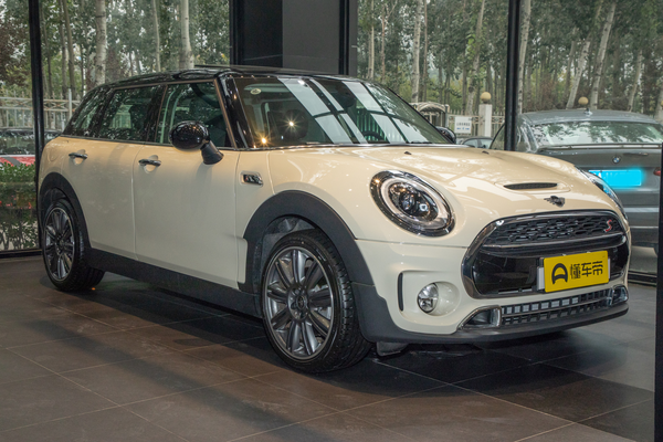 MINI CLUBMAN 2018款 2.0T COOPER S 艺术家厂商_基本信息图