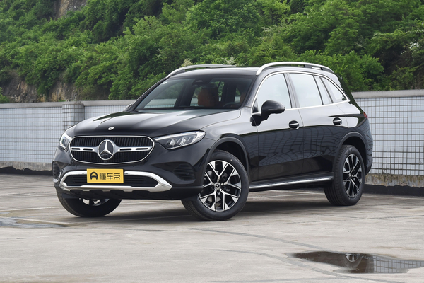 奔驰GLC 2023款 GLC 260 L 4MATIC 动感型 7座中控屏尺寸_智能互联图