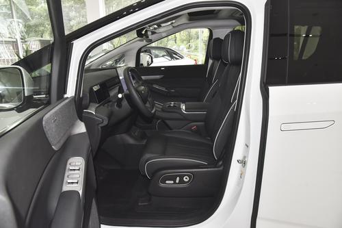 解读小鹏X9：推出0息0首付，续航702km，适合家用吗？