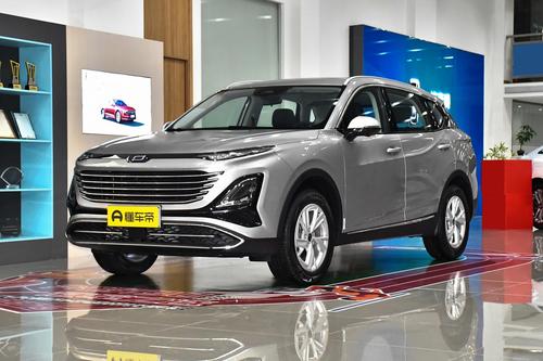 优惠完仅8.89万元起，空间大，提供1.5T/2.0T动力，体验奔腾T90