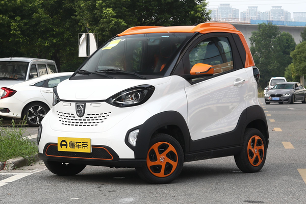 宝骏E100 2020款 305KM 智行版厂商_基本信息图