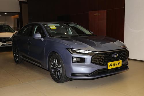 同是 2.0T + 双联屏！蒙迪欧运动 vs 君越舒适，17 万该怎么选？