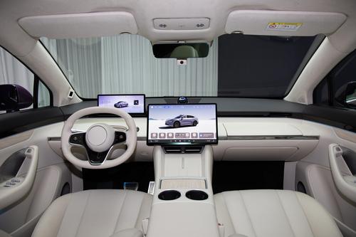 华为奇瑞联袂打造，智界R7开启小订，预售价26.8万元起