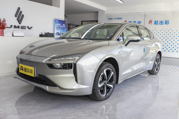羿 2023款 标准续航劲动版厂商_基本信息图