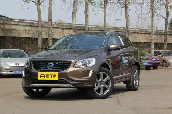 沃尔沃XC60(进口) 2013款 T6 AWD智雅版方向盘材质_内部配置图