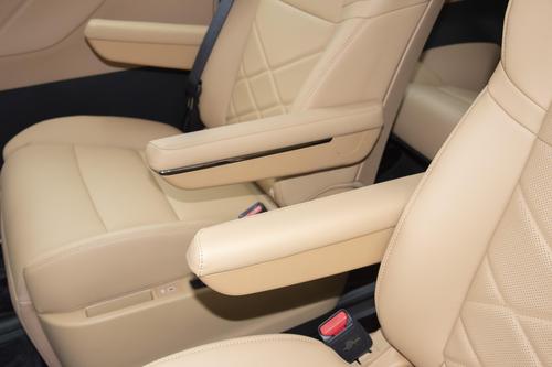 传祺打“硬仗”！轴距2米93的大七座MPV，配吸能车身，续航1200km