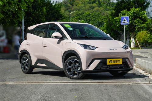 新款比亚迪海鸥售6.98万起，配置升级，续航305/405km