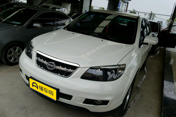 比亚迪S6 2013款 白金版 2.4L 手动豪华型厂商_基本信息图