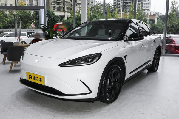 极狐 阿尔法S 2023款 森林版PRO 735E+ 160kW厂商_基本信息图