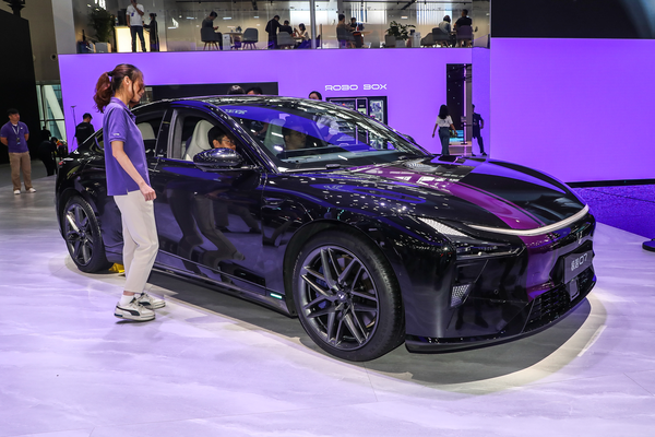 极越07 2024款 Passion版厂商_基本信息图