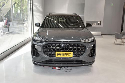 奥迪Q6：大六座定位，两种外观，直降4.05万值得买吗？