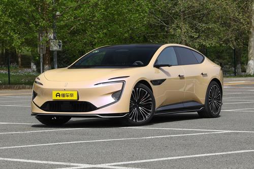 华为乾崑ADS 3.0加持！5米级车长，配94.5度大电池，阿维塔12导购