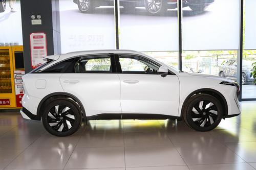 比启源Q05大一圈，配“十佳引擎”，续航1132km，选SUV可以试试TA