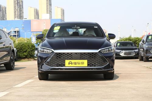 9.58万的比亚迪秦PLUS DM，轴距2718mm，体验如何？