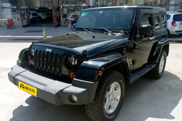 牧马人 2010款 3.8L Sahara 两门版厂商_基本信息图