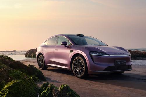 对标特斯拉Model Y，纯电车型杀出一匹黑马智界R7，破3万台