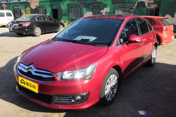 世嘉 2012款 两厢 2.0L 自动乐骋型厂商_基本信息图