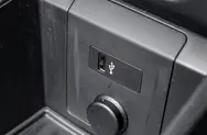 前排USB接口
