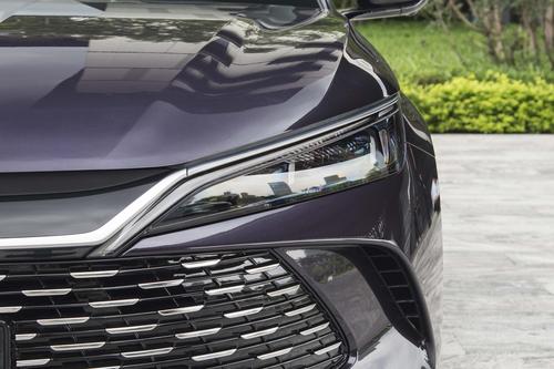 热效率46.06%，油耗低至3.08L，续航2100km，秦L DM享限时优惠！