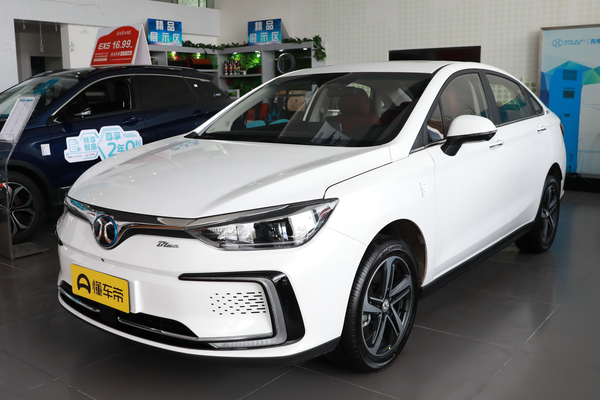 北京EU5 2020款 京彩款 R500 智风版充电时间(小时)_基本信息图