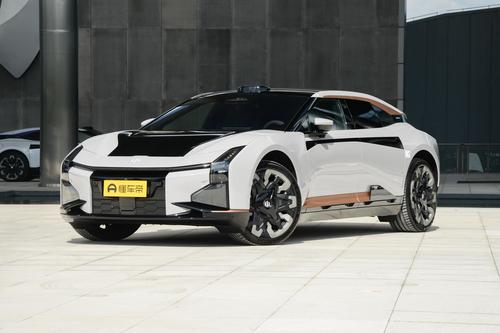 高合HiPhi Z，3.8秒破百，纯电续航705KM，售价61万