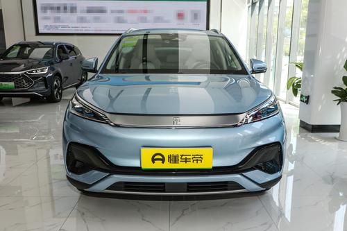 元PLUS对比宝骏云海，同价位，谁更适合家用？看完你就知道了