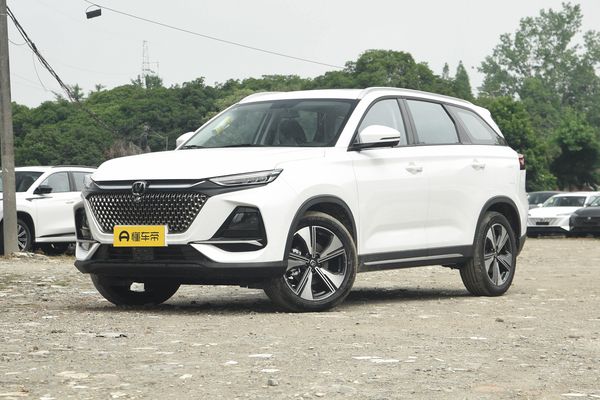 长安X7 PLUS 2024款 1.5T DCT臻享型5座厂商_基本信息图