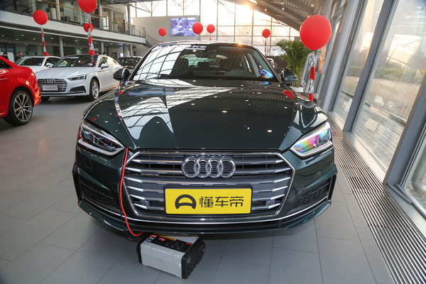 奥迪A5 2019款 Sportback 45 TFSI quattro 运动型 国V发动机_基本信息图